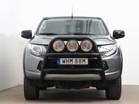 begagnad Mitsubishi L200 2.4l 181hk 4WD / Moms / Appstyrd Värm