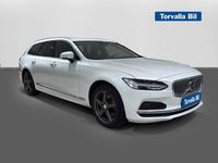 Begagnad Volvo V90 Core 350 HK (257 kW) 2023 Crystal white Kombi