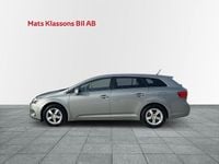 Begagnad Toyota Avensis Edition 125 HK (91 kW) 2015 Ljusgrå Kombi