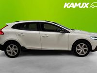 Begagnad Volvo V40 152 HK (111 kW) 2019 Vit Halvkombi