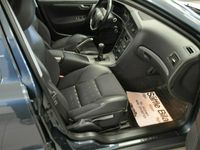 Begagnad Volvo V70 Kinetic 170 HK (125 kW) 2006 Blå Kombi