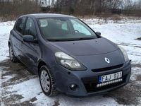 Begagnad Renault Clio II 75 HK (55 kW) 2010 Halvkombi