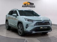 Begagnad Toyota RAV4 Hybrid 222 HK (163 kW) 2022 Ljusgrön SUV