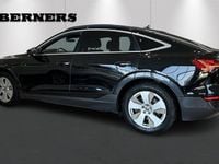 Begagnad Audi Q8 e-tron Proline 253 kW (344 HK) 2024 Svart SUV