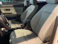 Begagnad Hyundai Kona Advanced 160 kW (218 HK) 2024 Vit SUV