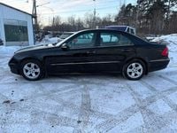 Begagnad Mercedes E220 170 HK (125 kW) 2007