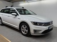 Begagnad VW Passat GTE 218 HK (160 kW) 2017 Vit Kombi