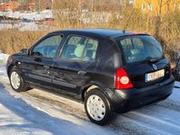 Begagnad Renault Clio R.S. 75 HK (55 kW) 2006 Halvkombi