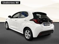 Begagnad Toyota Yaris 2022 Vit Halvkombi