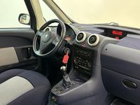 begagnad Peugeot 1007 1.4 Euro 4