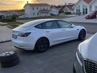 begagnad Tesla Model 3 SR Plus 325 hk v-hjul, svensksåld