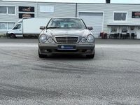 Begagnad Mercedes E240 171 HK (125 kW) 2002 Sedan