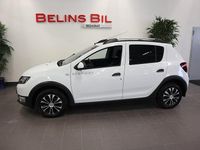 Begagnad Dacia Sandero Stepway 90 HK (66 kW) 2015 Vit Kombi