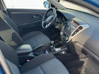 Begagnad Kia Ceed Sportswagon 115 HK (84 kW) 2010 Blå Kombi
