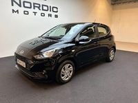 Ny Hyundai i10 Essential 63 HK (46 kW) 2025 Svart Halvkombi