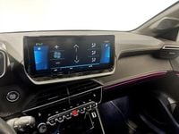 Begagnad Peugeot e-208 GT 100 kW (136 HK) 2022 Svart Halvkombi