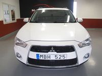 begagnad Mitsubishi Outlander 2.2 (156hk) Di-D 4WD Sportronic B-kamera