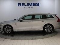 Begagnad Volvo V60 Core 355 HK (261 kW) 2023 Silver Kombi