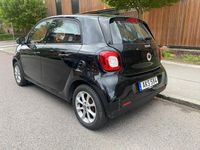 Begagnad Smart ForFour 71 HK (52 kW) 2014 Svart Halvkombi