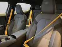 Begagnad Polestar 2 Plus 303 kW (413 HK) 2022 Vit Halvkombi