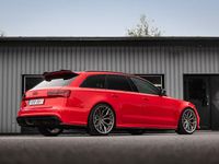 Begagnad Audi RS6 Exclusive 694 HK (510 kW) 2015 Röd Kombi