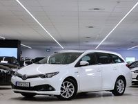 begagnad Toyota Auris Hybrid Comfort B-kamera Årskatt 2017, Halvkombi