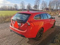 Begagnad Volvo V60 Summum 164 HK (120 kW) 2011 Röd Kombi