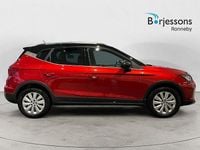Begagnad Seat Arona FR 116 HK (85 kW) 2024 Röd SUV