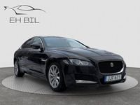 Begagnad Jaguar XF 180 HK (132 kW) 2016 Svart