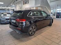 Begagnad Mercedes B180 Premium 136 HK (100 kW) 2022 Svart Minibuss