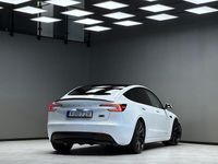 Begagnad Tesla Model 3 Performance 461 kW (627 HK) 2024 Vit Sedan