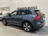 Begagnad Volvo XC60 Plus 350 HK (257 kW) 2023 Blå SUV
