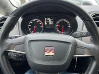 Begagnad Seat Ibiza Style 86 HK (63 kW) 2013 Mörkröd Halvkombi