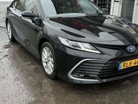 Begagnad Toyota Camry Hybrid 218 HK (160 kW) 2022