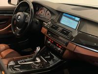 begagnad BMW 520 d xDrive Touring Steptronic 184hk NAVI / PANO