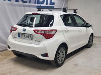 begagnad Toyota Yaris Hybrid e-CVT Euro 6 Backkamera Besiktigad