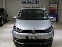 begagnad VW Touran Cross Touran1.4 TSI 7sits Panorama GPS 140Hk