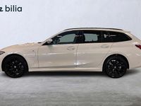 Begagnad BMW 330e Comfort Edition 292 HK (214 kW) 2025 Vit Kombi