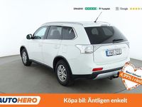 Begagnad Mitsubishi Outlander P-HEV 205 HK (150 kW) 2015 Vit SUV