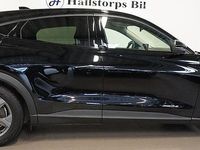 Begagnad Ford Mustang Mach-E 216 kW (294 HK) 2022 Svart SUV