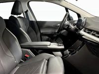 Begagnad BMW 225 Active Tourer Luxury Line 245 HK (180 kW) 2023 Grå Minibuss