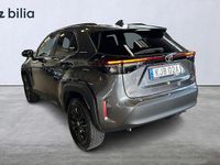 Begagnad Toyota Yaris Cross Active 117 HK (86 kW) 2024 Mörkgrå SUV