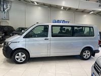 Begagnad VW Caravelle Trendline 150 HK (110 kW) 2022 Silver Minibuss