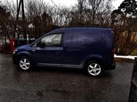 Begagnad VW Caddy 102 HK (75 kW) 2016 Minibuss