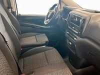Begagnad Mercedes e-Vito 85 kW (116 HK) 2024 Minibuss