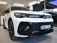 Ny VW Tiguan R-line Edition 194 HK (142 kW) 2025 Vit SUV