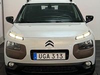 Begagnad Citroën C4 Cactus PureTech 82 HK (60 kW) 2014 Vit Halvkombi