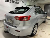 begagnad Mitsubishi Lancer Sportback 1.6 Euro 5 LÅGA MIL