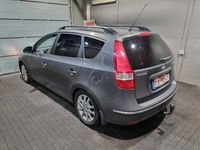 begagnad Hyundai i30 cw 1.6 CRDi 116hk Euro 4 Dragkrok