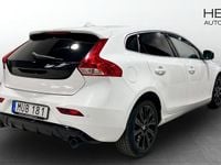 Begagnad Volvo V40 150 HK (110 kW) 2015 Vit Halvkombi